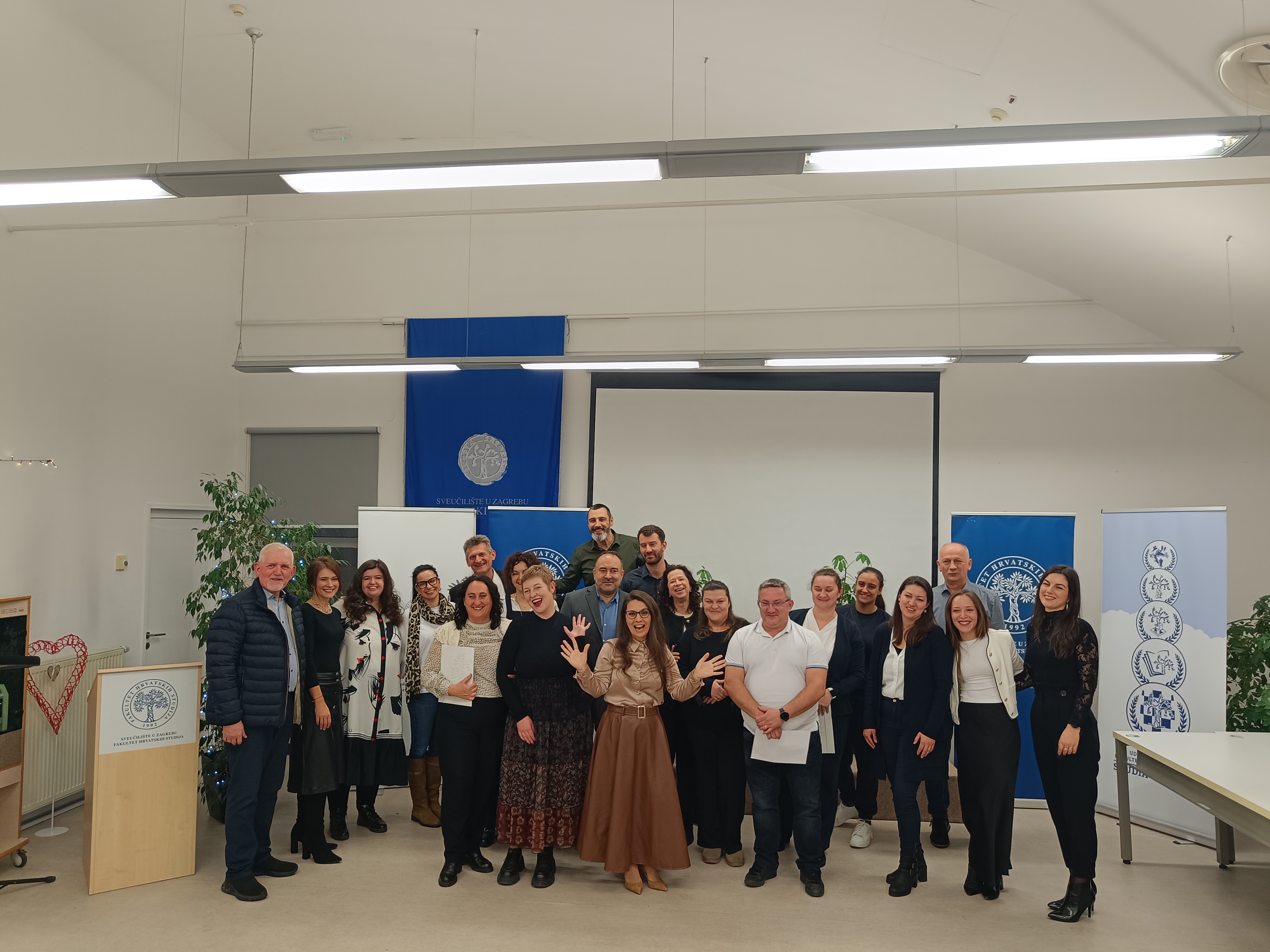 Održana svečana dodjela završnih potvrda polaznicima cjeloživotnog programa PPDMN na Fakultetu hrvatskih studija