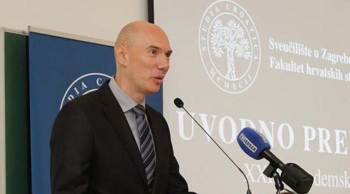 Izv. prof. dr. sc. Dario Vučenović novi dekan Fakulteta hrvatskih studija